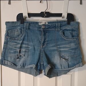 No Boundaries Denim Blue Junior Size 17 Jean Shorts.